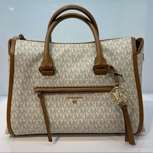 Carine medium satchel